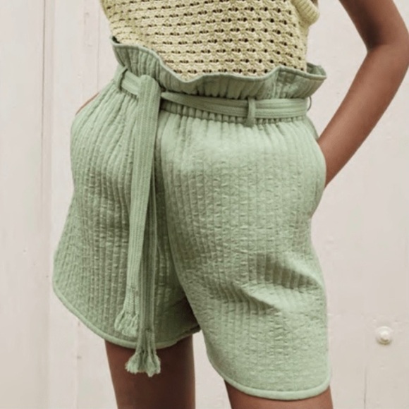 NWT SAMSOE SAMSOE Ember Quilted Paper Bag Short in Vineyard Green, Size Medium - Picture 2 of 11